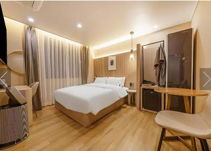 Brown Dot Busan