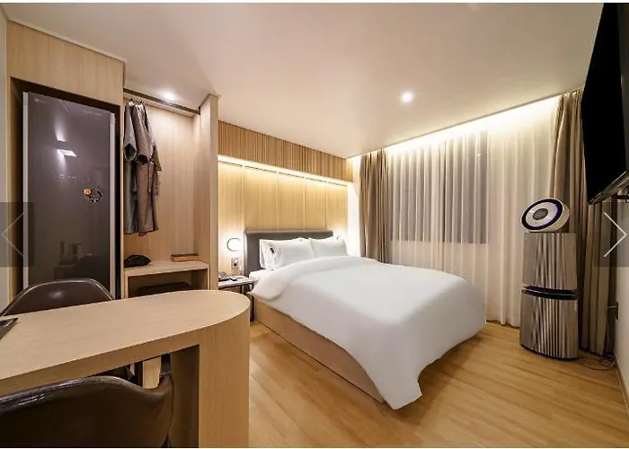 Brown Dot Hotel Busan